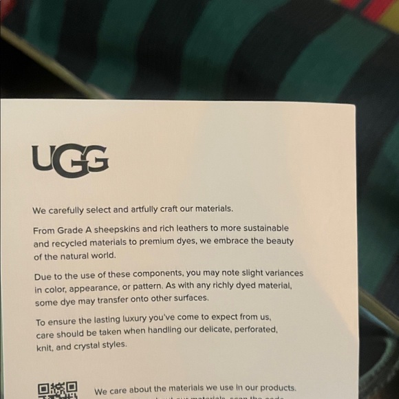 UGG Goldenstar Clogs 8 New in Box Authentic - Picture 7 of 7